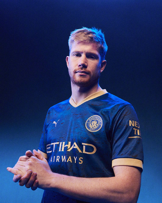 尤文图斯与利物浦有意邀请格纳布里明年夏天加盟（格纳布里获尤文、利物浦青睐 或于明夏加盟）