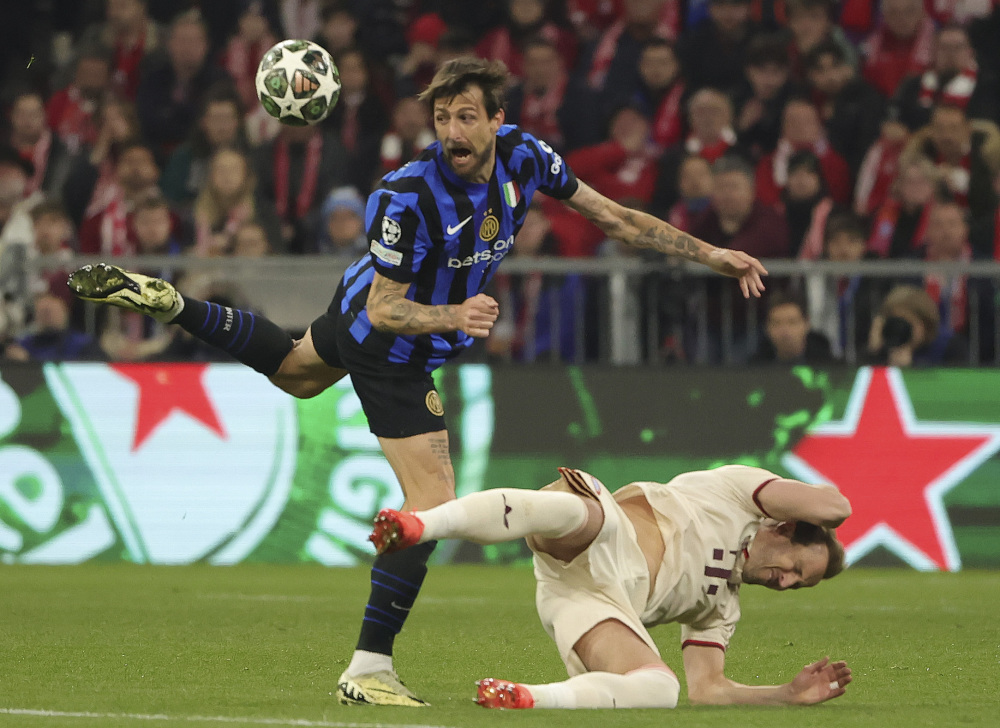 沙媒：利雅得胜利有意克里斯滕森，已与他接触尝试说服其加盟（沙媒：利雅得胜利有意引进克里斯滕森，已接触球员尝试劝其加盟）