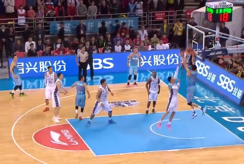 意甲积分榜：米兰凭净胜球领跑，前四只差1分，尤文仍第7（意甲排名：米兰靠净胜球占据头名，前四仅差1分，尤文仍居第7）