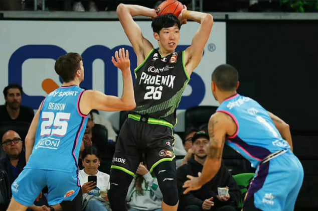 阿莱格里：普利希奇能上但福法纳不行；好奇亚沙里的运动能力（阿莱格里：普利希奇可出场，福法纳无缘；好奇亚沙里的运动能力）