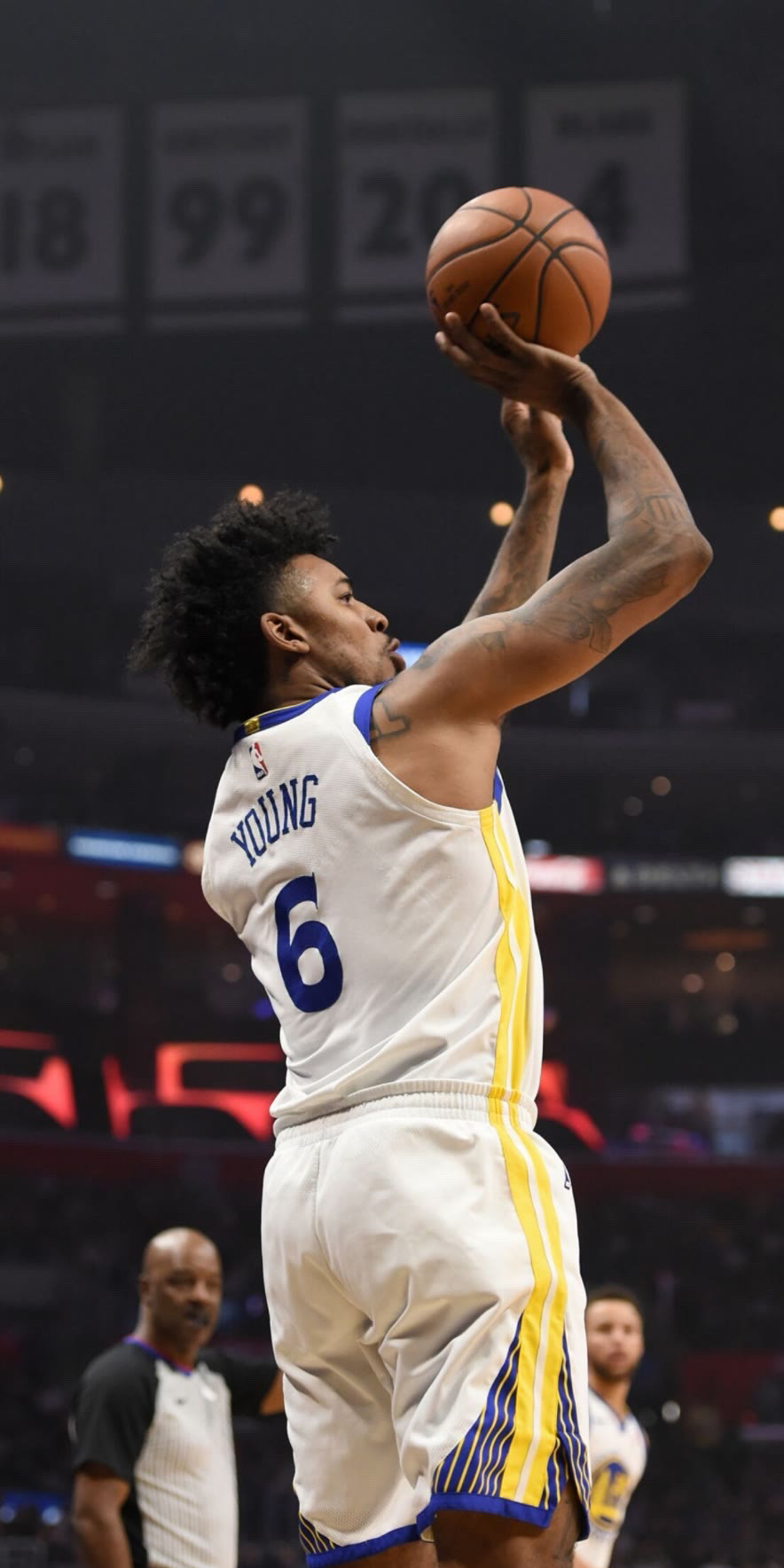 莱万：希望附加赛抽签有好运气；今天的球场就像溜冰场（莱万：盼附加赛签运理想；直言今日球场宛若冰面）