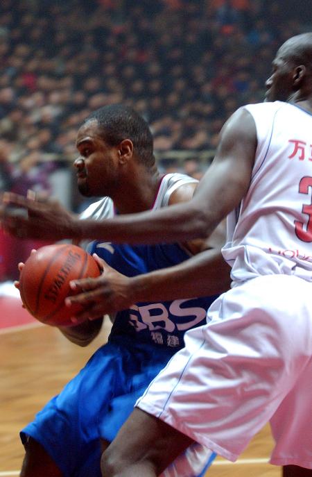 文胖：浓眉交易价值因令人却步的顶薪合同而降低（文胖：浓眉的顶薪合同让球队犹豫，交易价值走低）