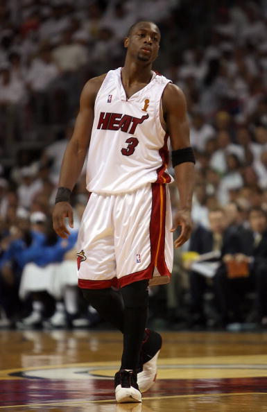 马卡盛赞库库：带领蓝军击溃巴萨，没人能质疑他国家队主力位置（马卡力挺库库：率切尔西痛击巴萨，国家队主力地位毋庸置疑）