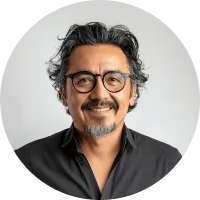 Our Expert Team - 赏金女王